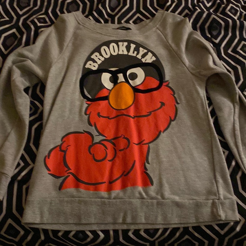 Forever 21 size Small women’s sweatshirt